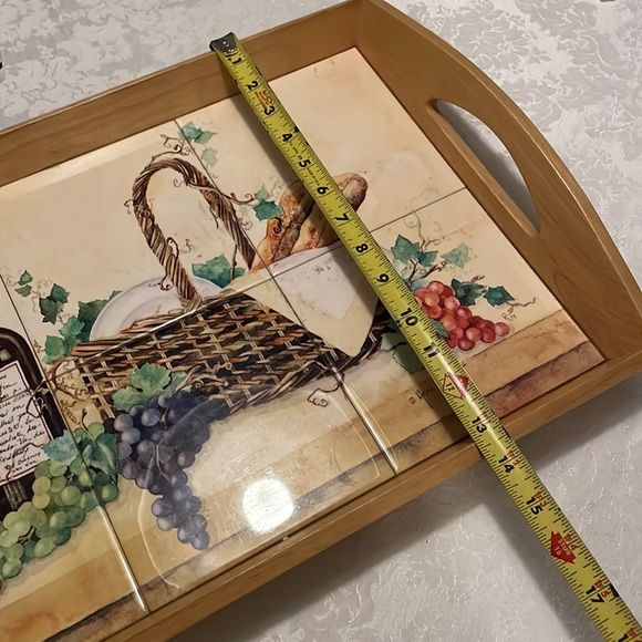 Kitchen serving tray with gorgeous wine mosaic - Picture 4 of 5